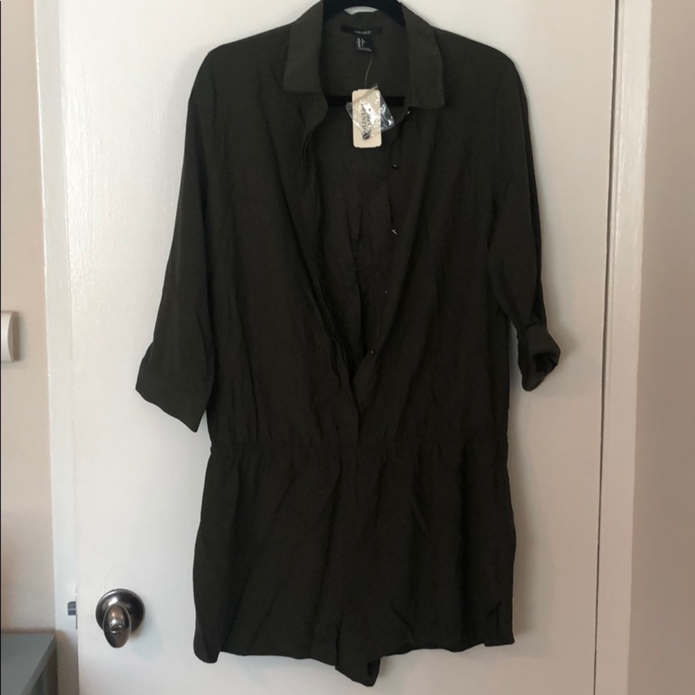 Olive Green Romper with sleeves - New w Tags!